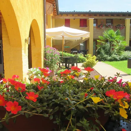 Le Motte 4* كاستيلّو دي غوديغو